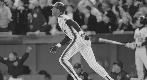 Darryl Strawberry at bat with Mets